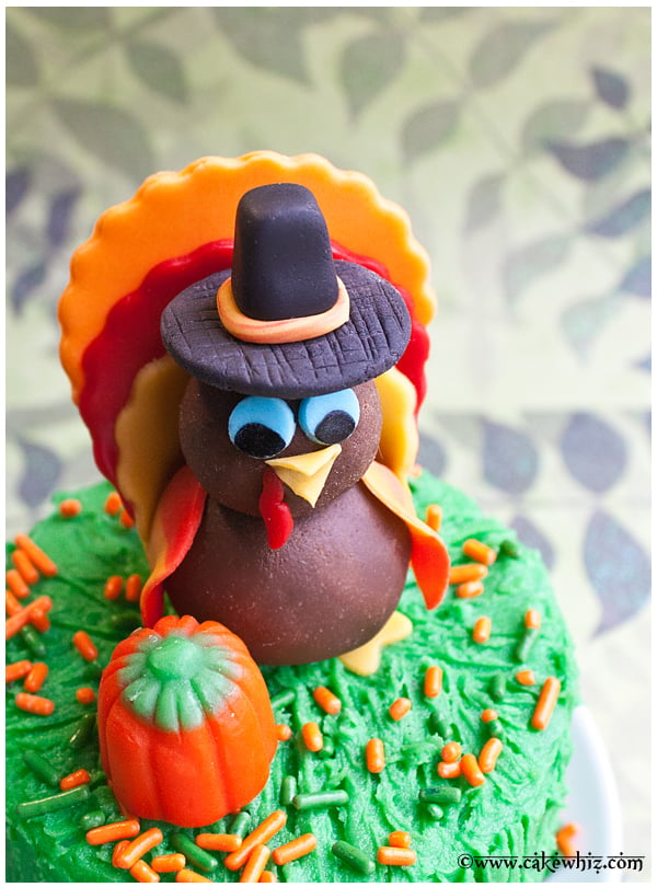 Edible Fondant Turkey Cake Topper With Pilgrim Hat 