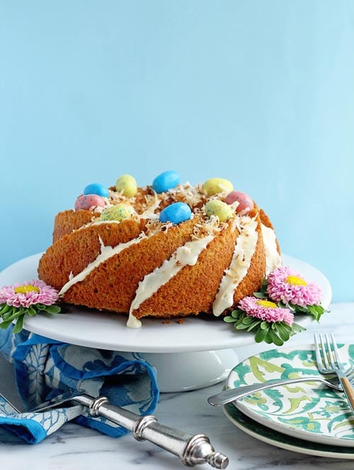 Bundt cake decorating ideas