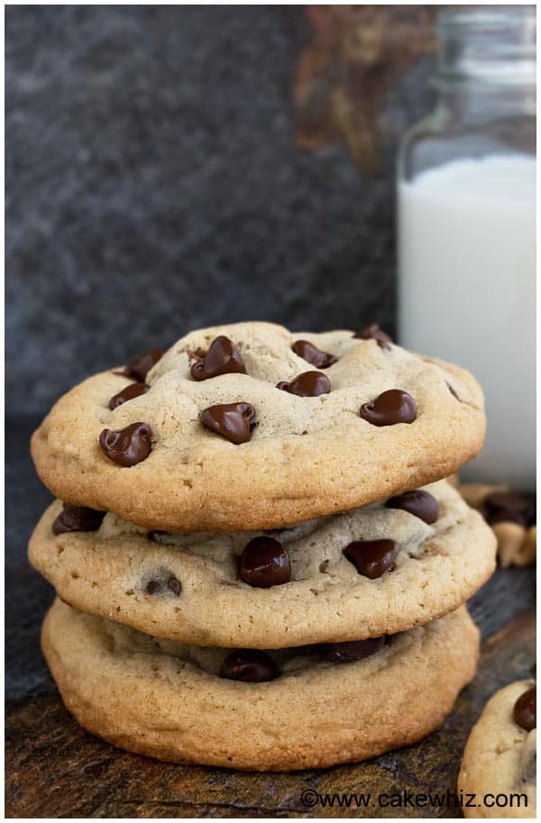 Cashew caramel chocolate chip cookies