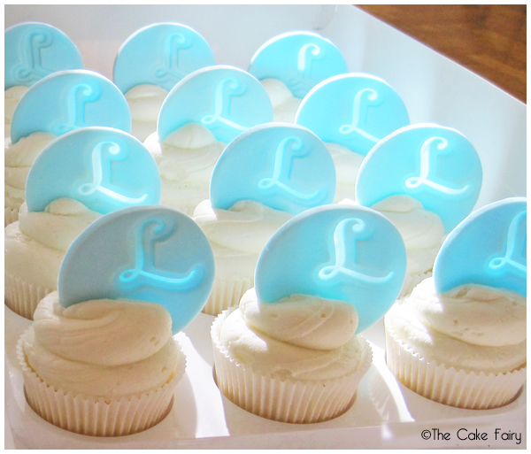 How To Make Easy Monogram Toppers Cakewhiz