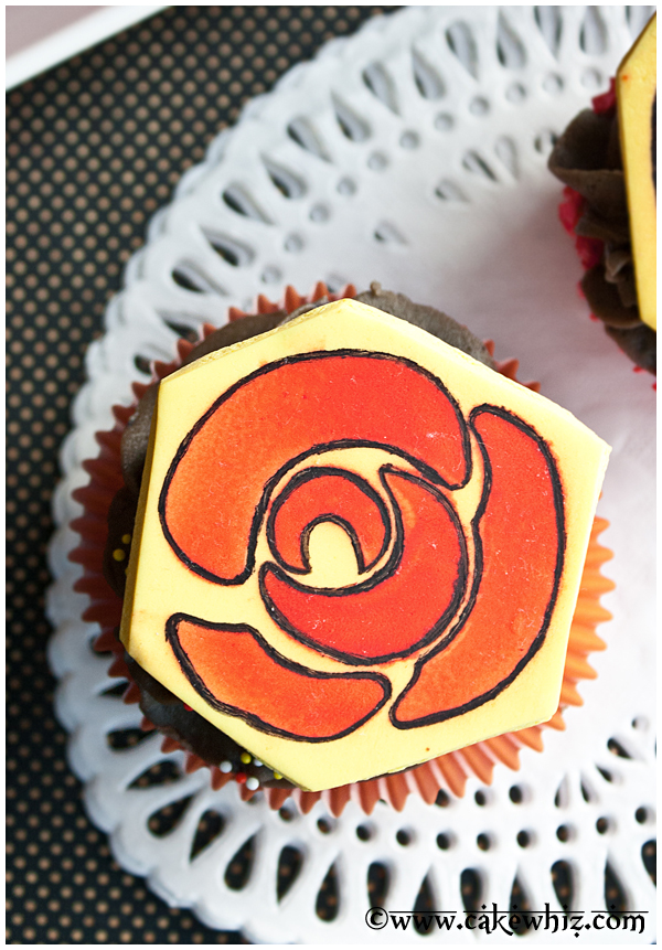 How to Use Cake Stencils and Edible Sprays 5