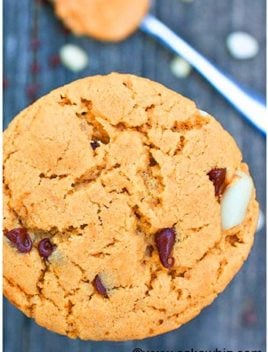 Easy Soft and Chewy Peanut Butter and Chocolate Chip Cookies Recipe
