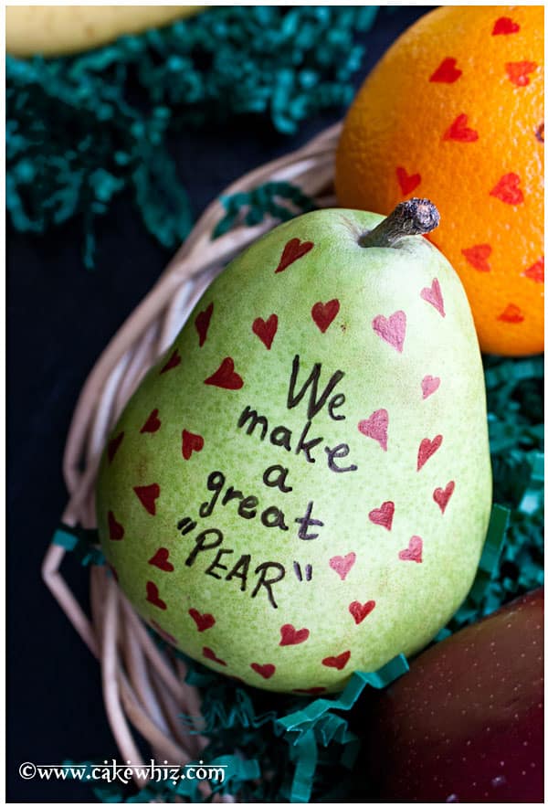 Valentine's Day Fruits with Messages - CakeWhiz