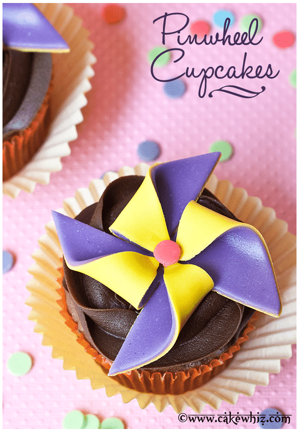 easy-pinwheel-cupcakes-11