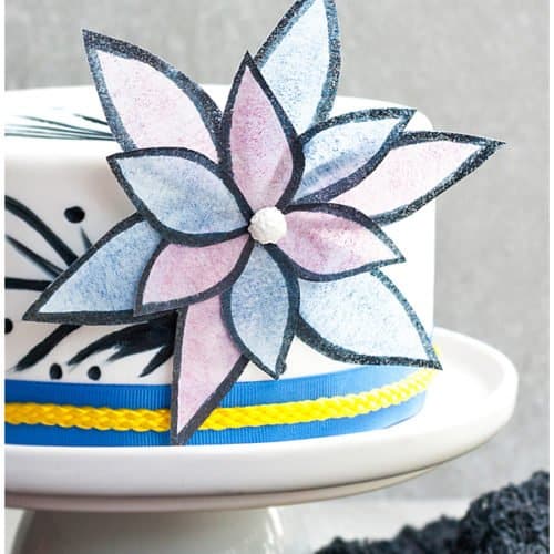 https://cakewhiz.com/wp-content/uploads/2014/12/how-to-make-easy-wafer-paper-flowers-5-500x500.jpg