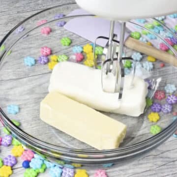 Butter and shortening in glass bowl. 