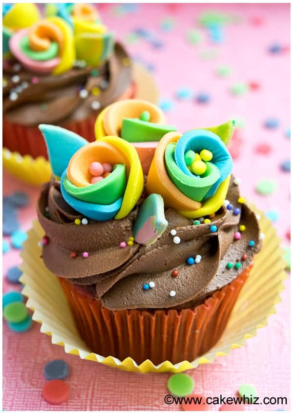 Rainbow Flower Cupcakes - CakeWhiz