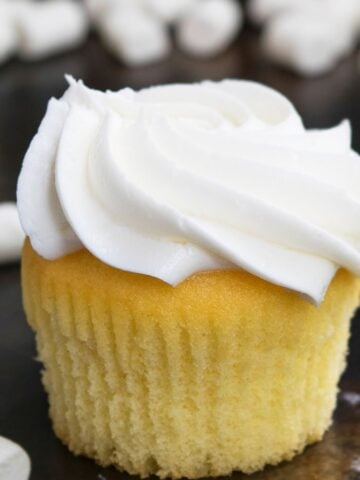 Best Easy Moist Vanilla Cupcake Recipe with Vanilla Frosting