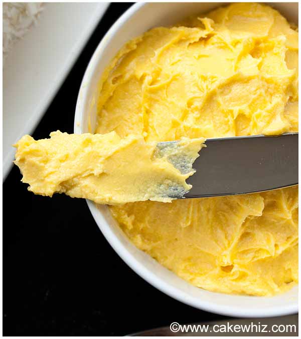 Healthy Coconut Cream Chocolate Frosting