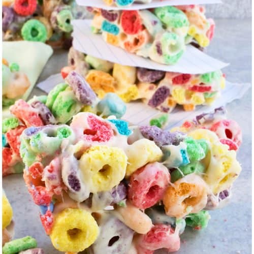 Fruity Froot Loops - Crunchy Rainbow Cereal