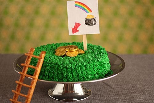 bundt cake decorating ideas 33