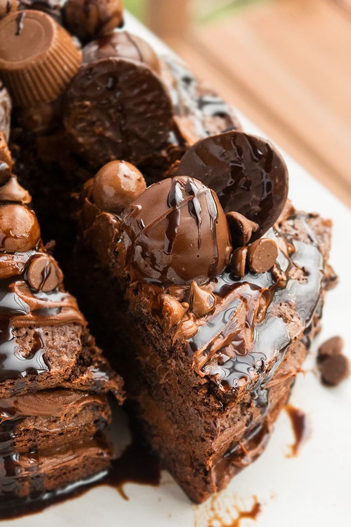 Easy Brownie Cake