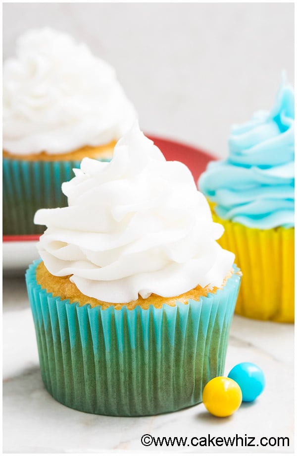White Chocolate Buttercream Frosting Recipe (Easy with 2 Ingredients) 6