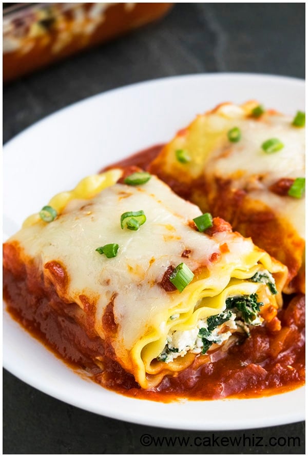 Spinach Lasagna Rolls (Roll Ups) .