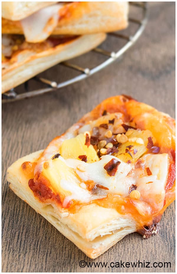 Easy Puff Pastry Pizza Recipe (Appetizer) 4