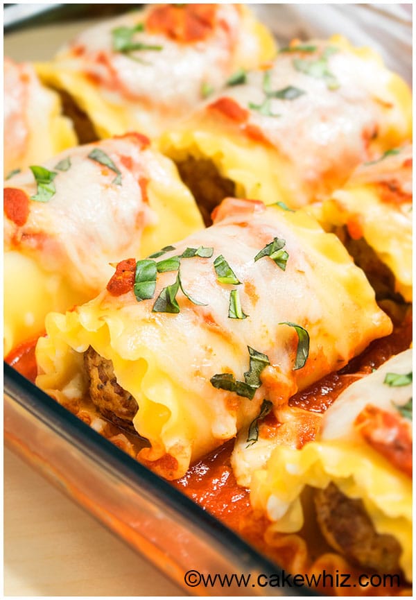 Meatball Lasagna Roll Ups - CakeWhiz