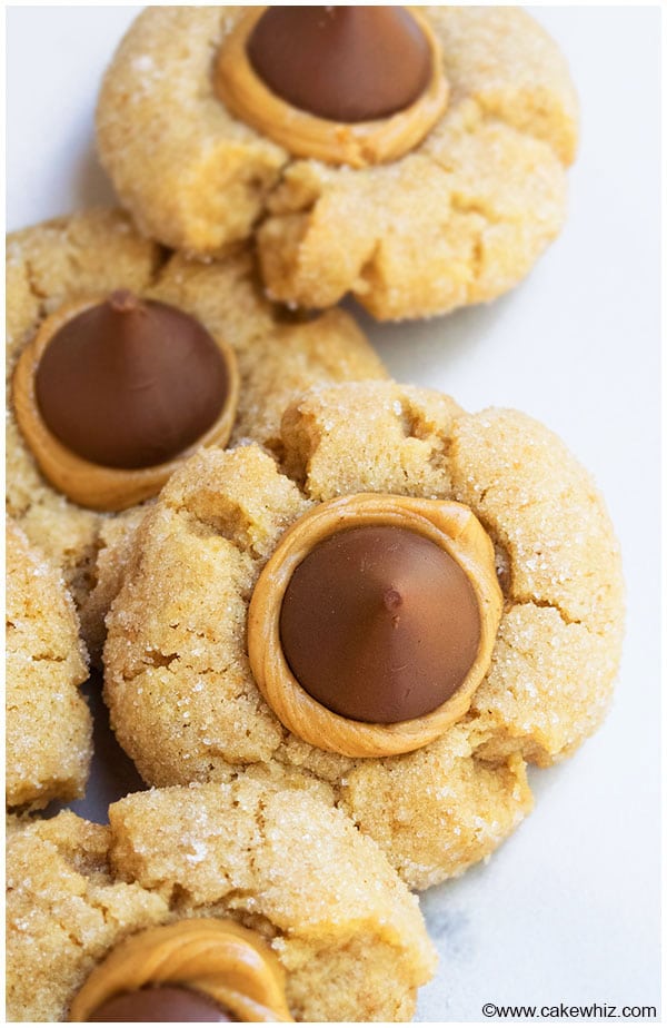 Easy Peanut Butter Blossom Cookies