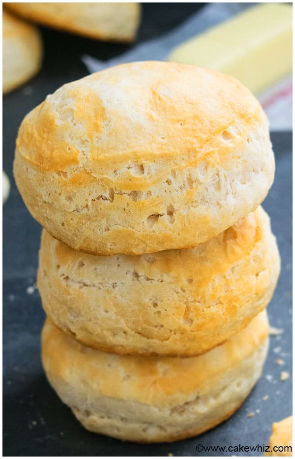 Easy Homemade Buttermilk Biscuits