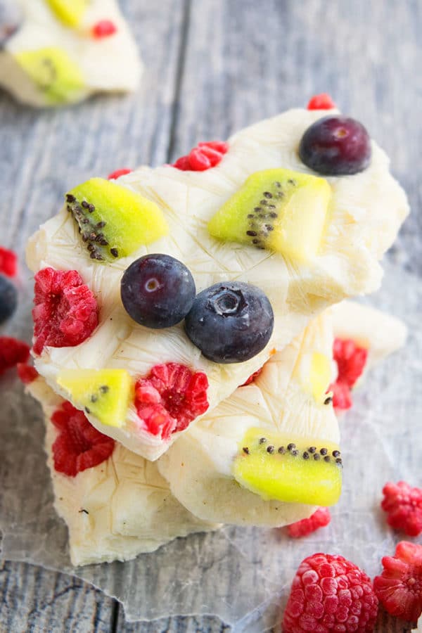 Frozen Yogurt Bark CakeWhiz