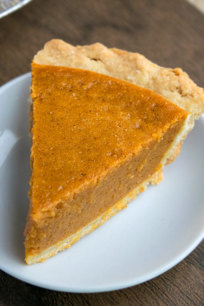 Easy Pumpkin Pie Recipe {5 Ingredients} CakeWhiz