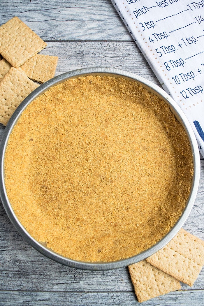 How to Make Graham Cracker Crust {No Bake} - CakeWhiz