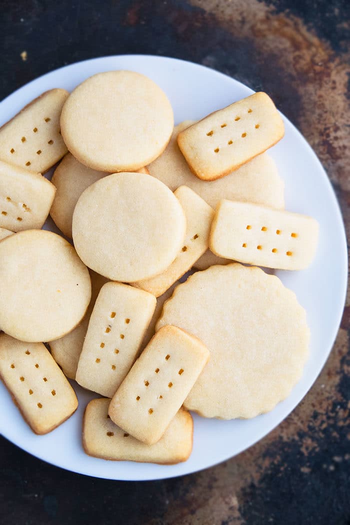 Christmas Whipped Shortbread Cookies