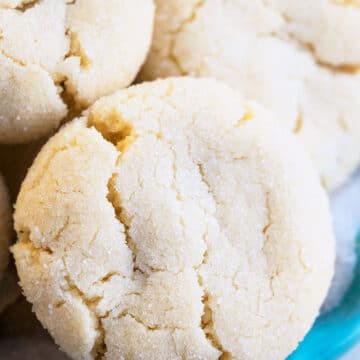 Easy Sugar Cookies Recipe {Soft and Chewy} - CakeWhiz