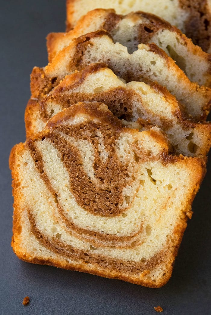 Easy Cinnamon Roll Cake Recipe