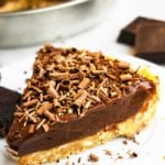 Easy Chocolate Peanut Butter Pie Recipe (No Bake)