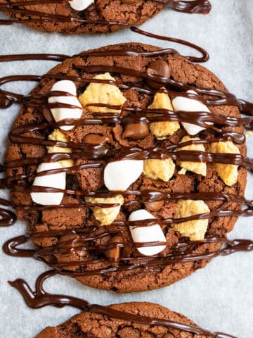 Easy Smores Cookies Recipe (With Cake Mix)