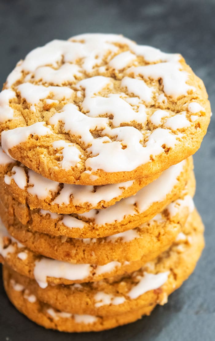 Iced Oatmeal Cookies With Vanilla Icing CakeWhiz