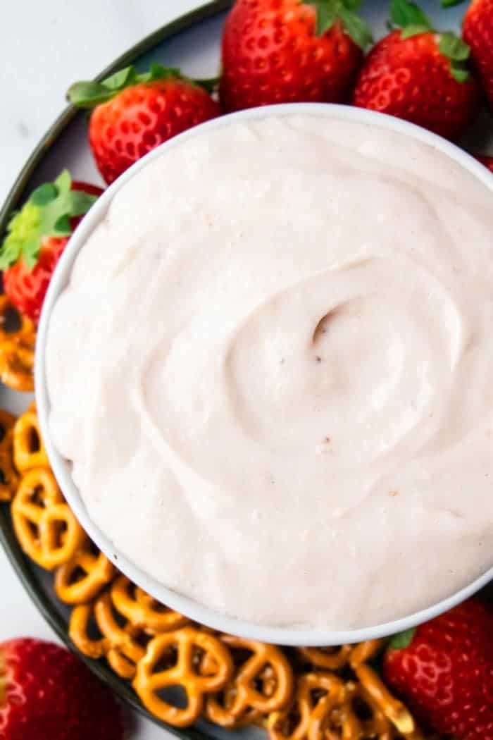 Cream Cheese Fruit Dip {With Marshmallow Fluff} CakeWhiz