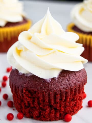 Best Easy Red Velvet Cupcakes With Cream Cheese Frosting on White Background