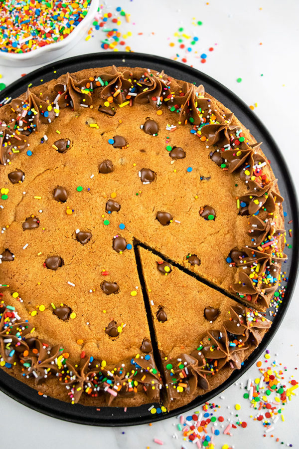 Chocolate Chip Cookie Cake (With Cake Mix) CakeWhiz