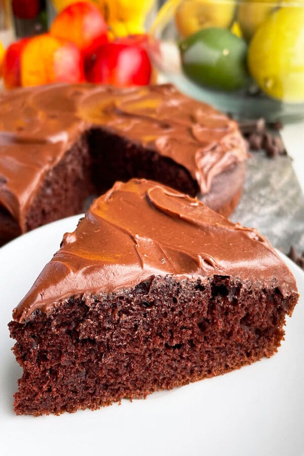 Vegan Chocolate Cake {Eggless Cake} - CakeWhiz