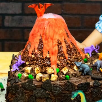 Erupting Volcano Cake {With Dry Ice Smoke} - CakeWhiz