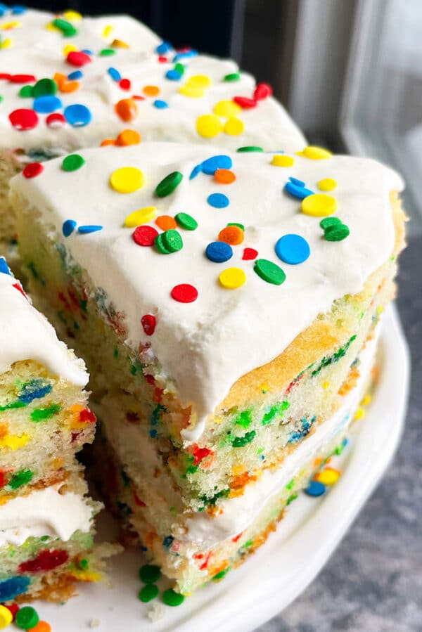 Funfetti Cake / Confetti Cake {From Scratch} - CakeWhiz