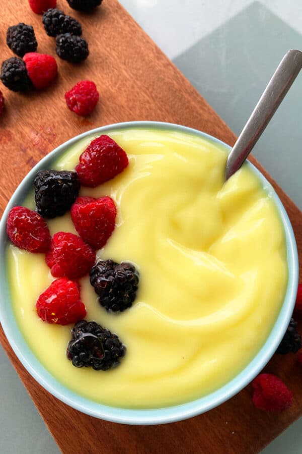 Homemade Vanilla Custard {Easy} CakeWhiz