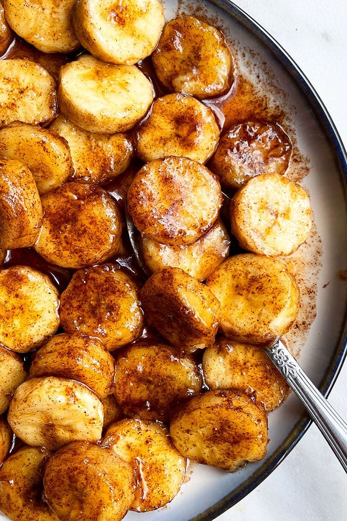 Easy Caramelized Bananas With Cinnamon - CakeWhiz