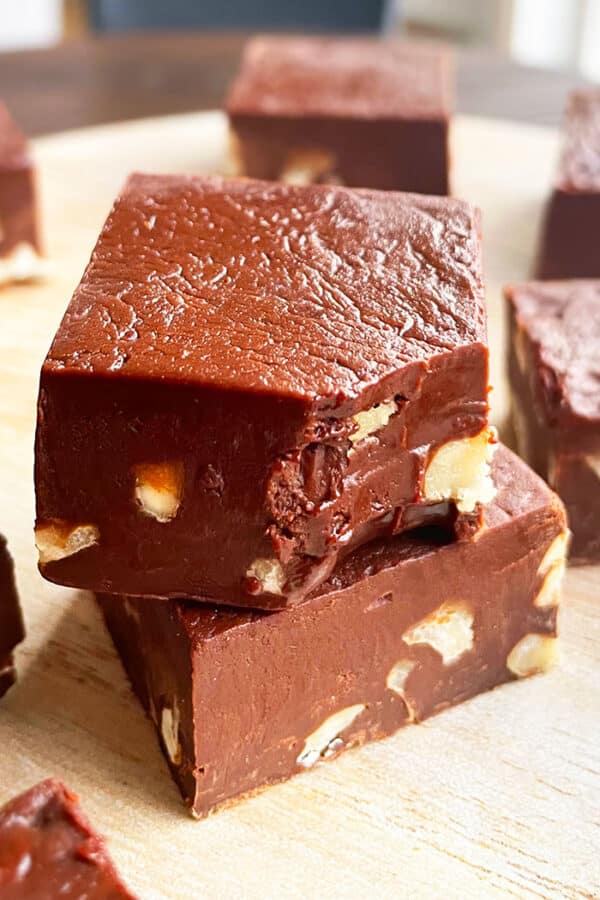 Fantasy Fudge {With Marshmallow Creme} CakeWhiz