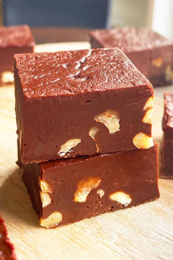Fantasy fudge with marshmallow creme cakewhiz