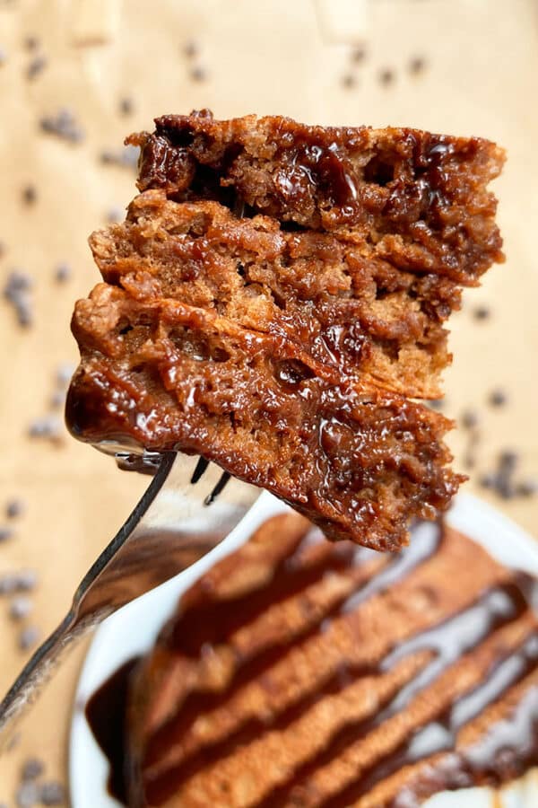 Fluffy Chocolate Pancakes {With Fudge Sauce} CakeWhiz