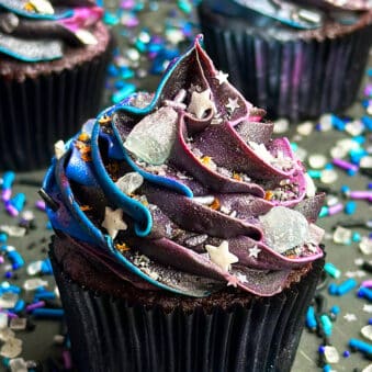 Easy Galaxy Cupcakes With Buttercream Icing Frosting Swirl and Sprinkles