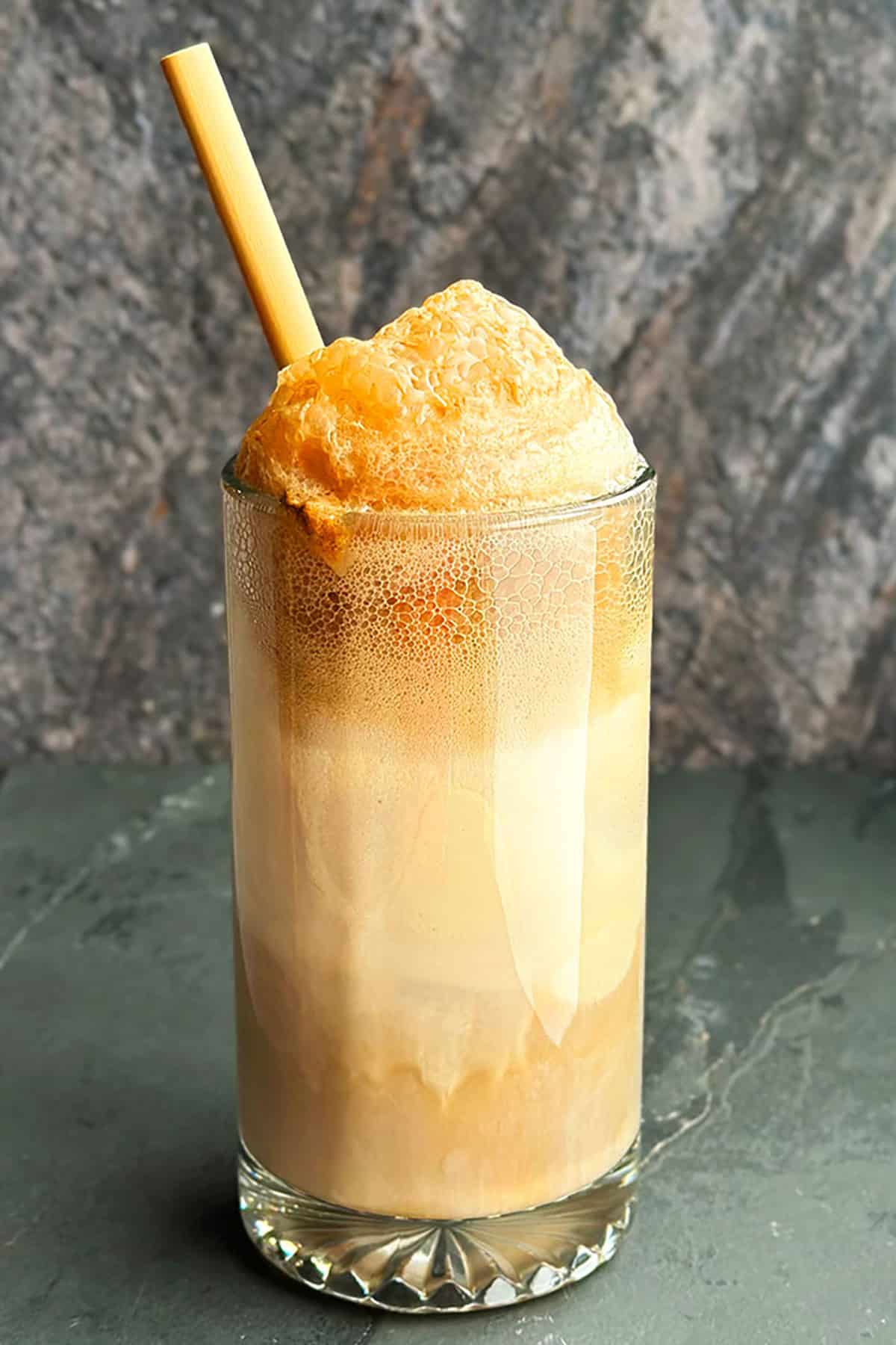 How to make root deals beer floats