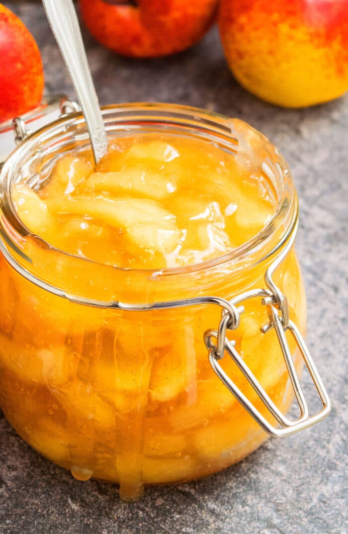 Homemade Apple Pie Filling {Fresh Apples} - CakeWhiz