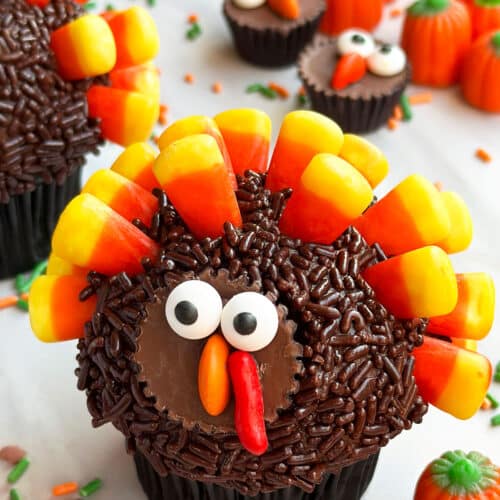 Easy Turkey Cupcakes {Thanksgiving} - CakeWhiz