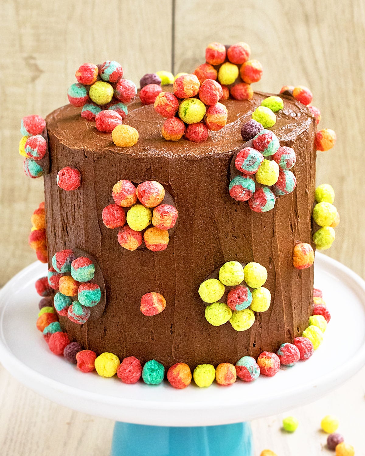 21 Simple Yet Impressive Kid Birthday Cake Ideas - XO, Katie Rosario