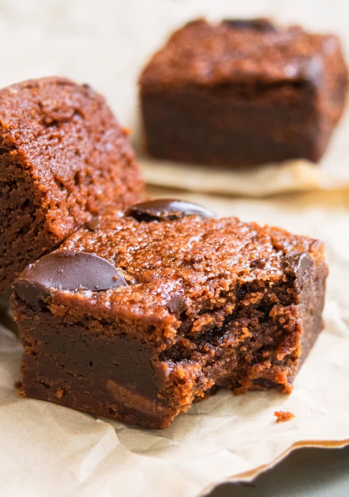 Easy Black Bean Brownies {Gluten Free} - CakeWhiz