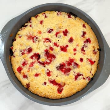 Baked pie without crust in pan. 