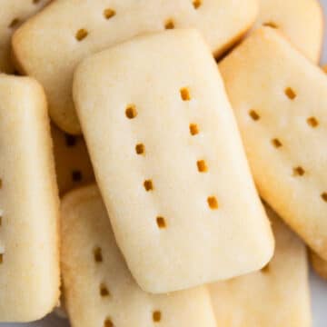 Easy Shortbread Cookies on White Dish.